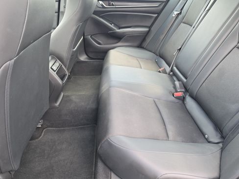 Used 2022 Honda Accord Sport image 9