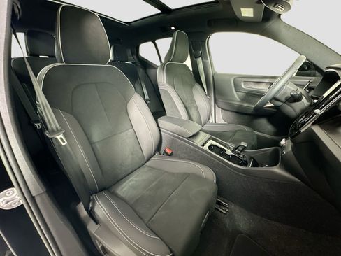 Certified 2023 Volvo XC40 Recharge Plus w/ Protection Package Premier image 28