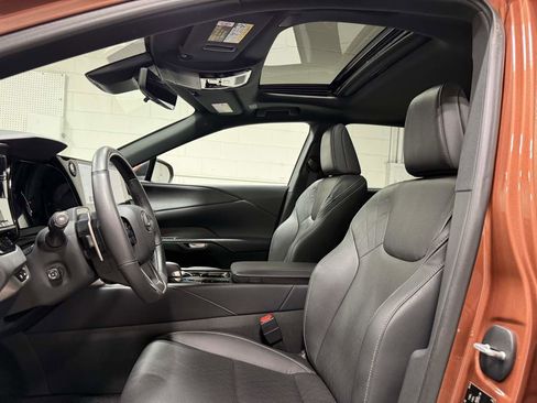 Used 2024 Lexus RX 350 Premium Plus w/ Convenience Package image 16