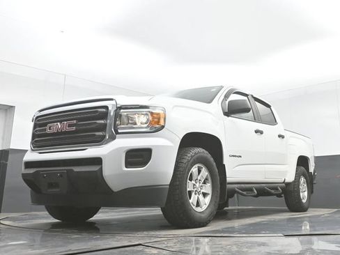 Used 2020 GMC Canyon 2WD Crew Cab w/ Convenience Package image 39