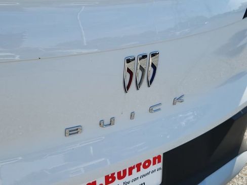 New 2026 Buick Envista Preferred w/ Convenience II Package FWD image 17