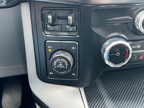 Used 2023 Ford F150 Limited image 34