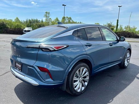 Used 2025 Buick Envista Avenir FWD image 8