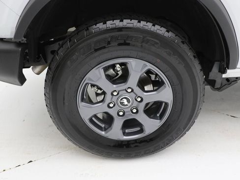 Used 2025 Ford Bronco Big Bend image 9