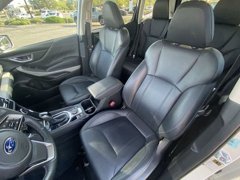 Used 2024 Subaru Forester Limited image 11