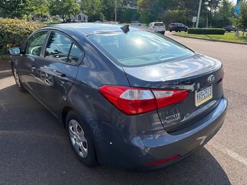 Used 2016 Kia Forte LX FWD image 7