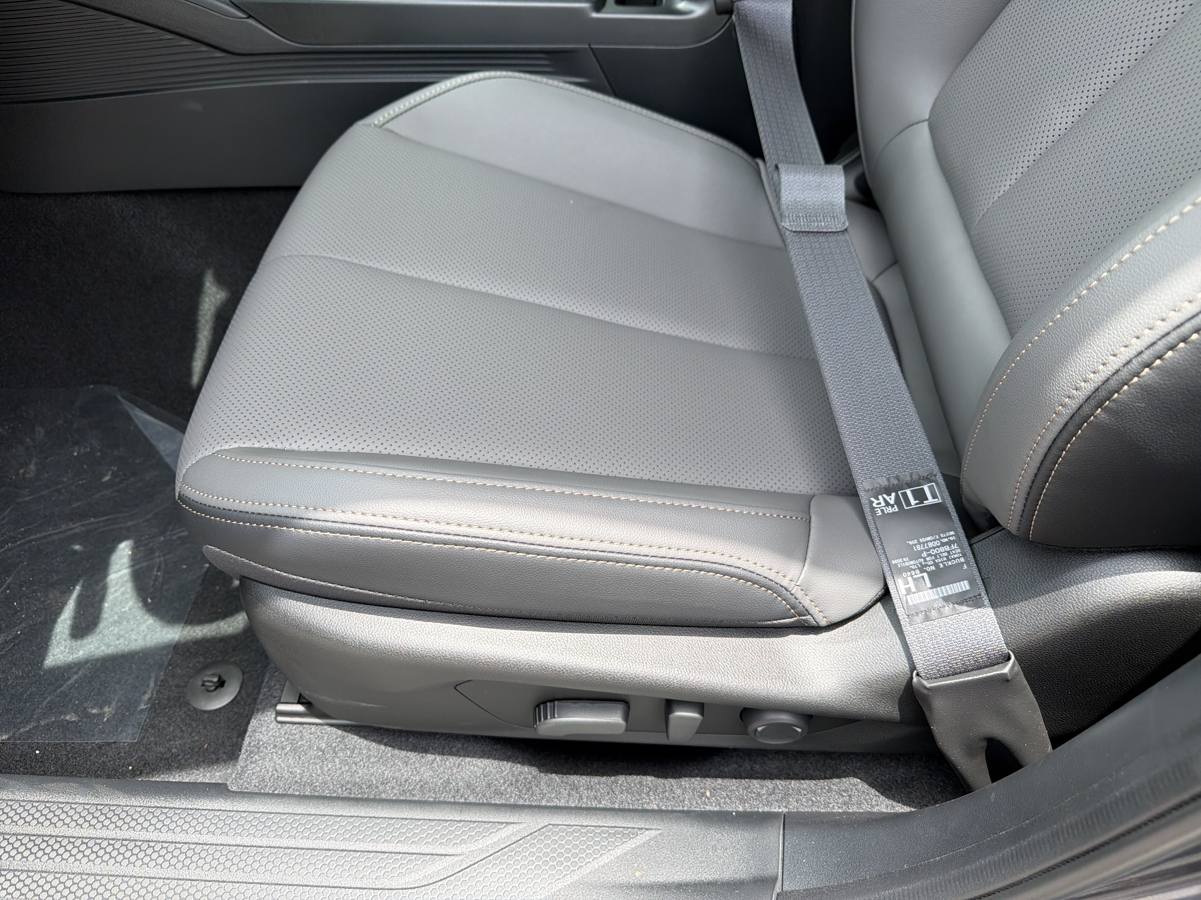 New 2026 Subaru Outback Limited AWD/4WD image 24