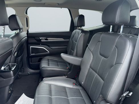 Used 2021 Kia Telluride EX w/ EX Premium Package image 13