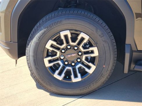 New 2026 GMC Sierra EV Elevation image 9