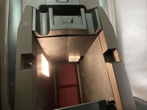 Used 2015 Chevrolet Equinox LTZ image 20