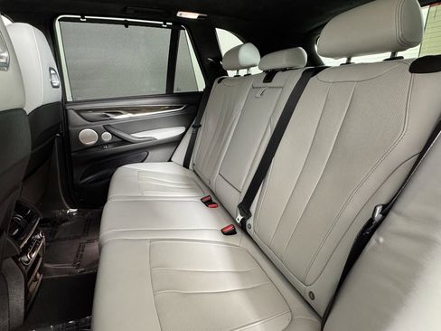 Used 2018 BMW X5 M w/ Executive Package AWD/4WD image 31