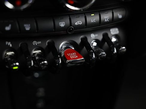 Used 2023 MINI Cooper S FWD image 36
