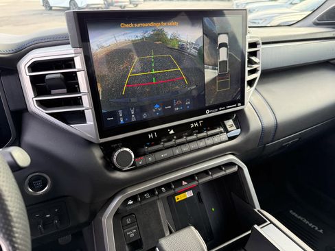 Used 2023 Toyota Tundra Platinum image 17