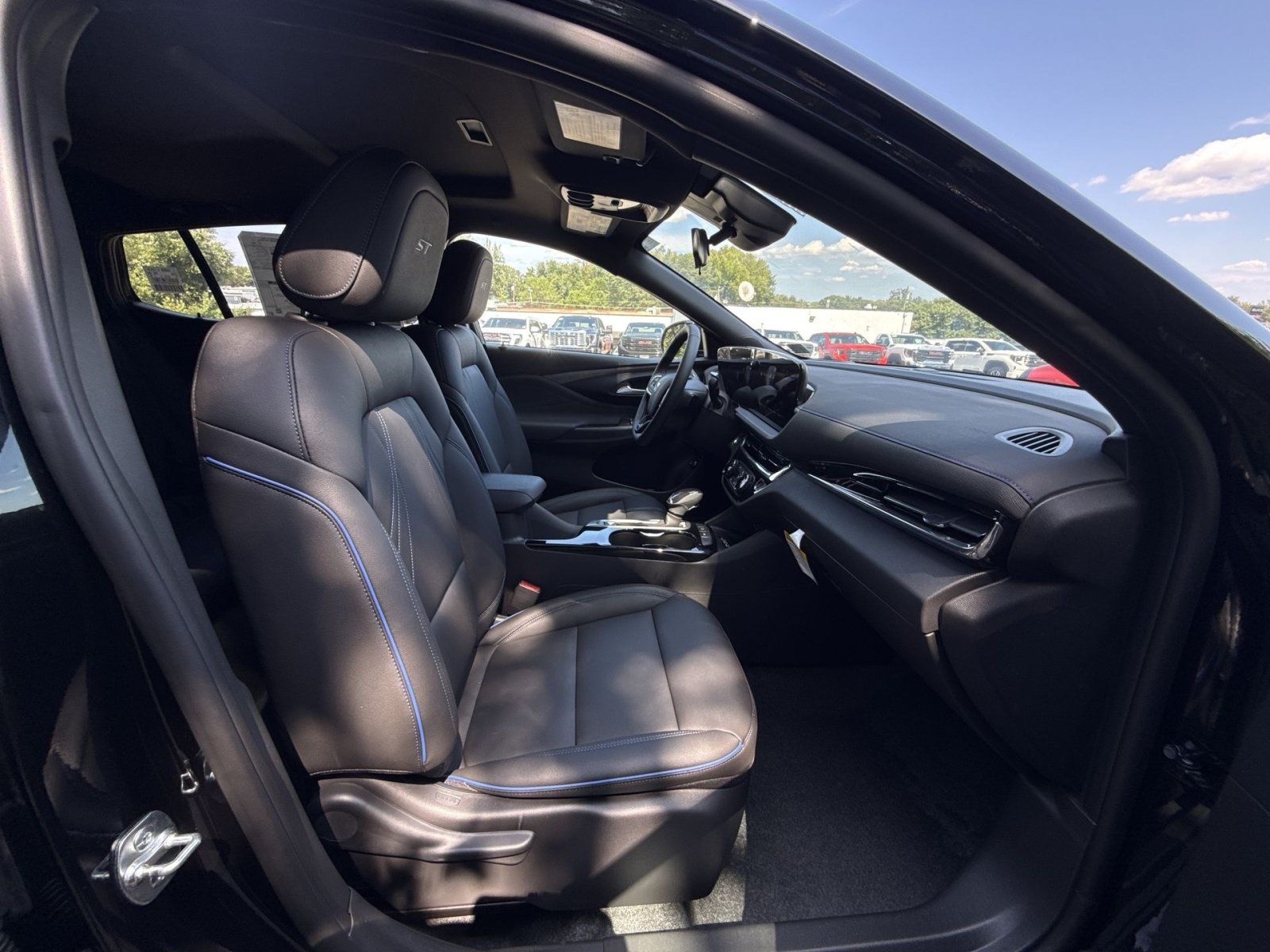 New 2026 Buick Envista Sport Touring w/ Convenience I Package FWD image 24