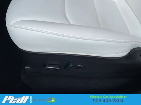 Used 2023 Tesla Model Y Long Range image 22