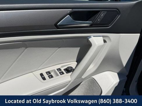 Used 2023 Volkswagen Tiguan SE w/ Panoramic Sunroof Package AWD/4WD image 37