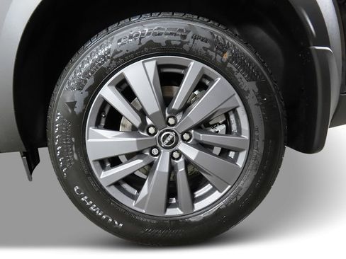 New 2026 Nissan Pathfinder SV image 9