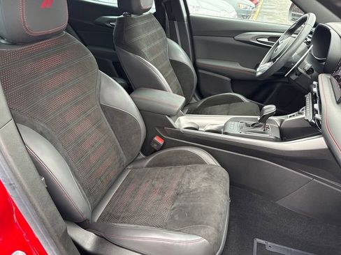 Used 2024 Dodge Hornet R/T image 8