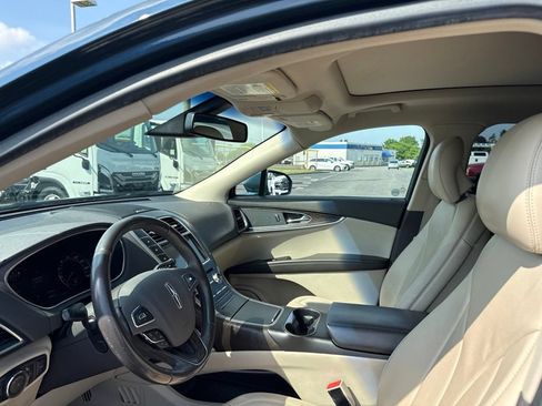 Used 2016 Lincoln MKX Reserve w/ Climate Package AWD/4WD image 7