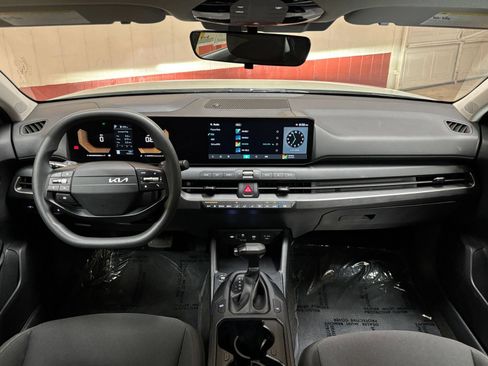Used 2026 Kia K4 FWD image 32