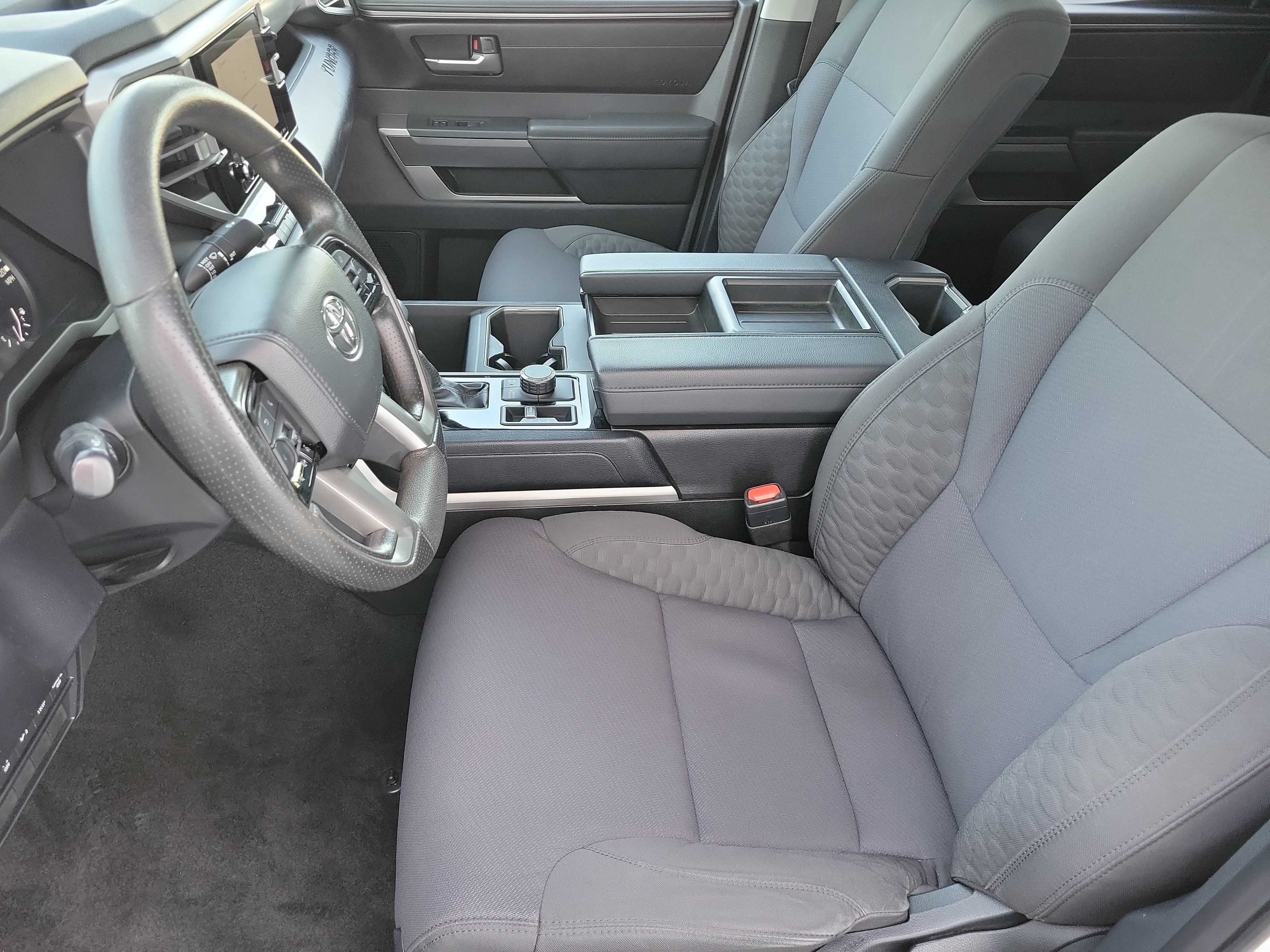 Used 2023 Toyota Tundra SR5 w/ SR5 Convenience Package AWD/4WD image 9