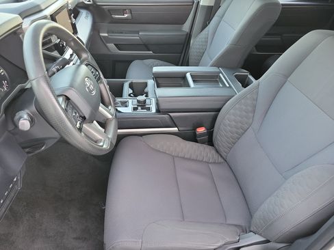 Used 2023 Toyota Tundra SR5 w/ SR5 Convenience Package AWD/4WD image 9
