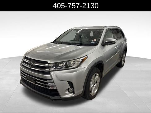 Used 2018 Toyota Highlander Limited image 1