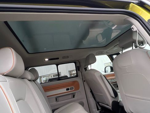 New 2025 Volkswagen ID. Buzz 1st Edition image 14