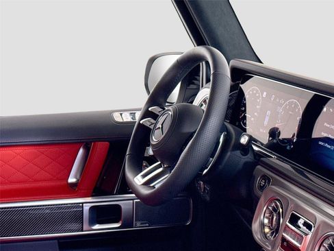 Used 2026 Mercedes-Benz G 63 AMG 4MATIC image 36