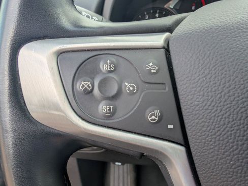 Used 2024 GMC Terrain SLT AWD/4WD image 24