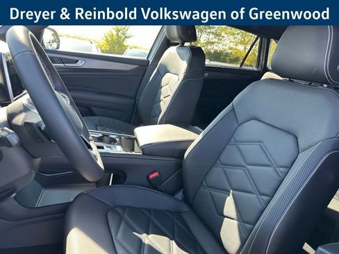 New 2026 Volkswagen Atlas Cross Sport SE image 26