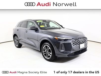Used 2025 Audi Q5 Premium w/ Convenience Package