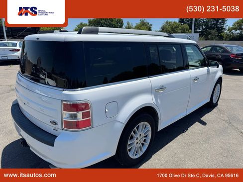 Used 2016 Ford Flex SEL w/ Equipment Group 202A AWD/4WD image 4