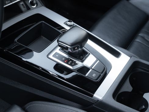 Certified 2023 Audi Q5 2.0T Premium Plus w/ Premium Plus Package image 18