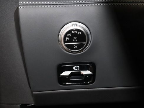 Used 2022 Mercedes-Benz SL 63 AMG 4MATIC image 33