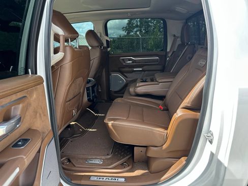 Used 2022 RAM 1500 Limited RWD image 12
