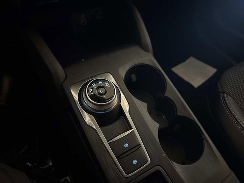 Certified 2025 Ford Escape Base image 27