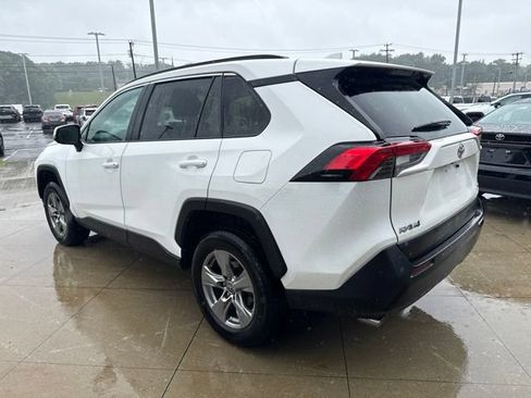 Used 2024 Toyota RAV4 XLE FWD image 5