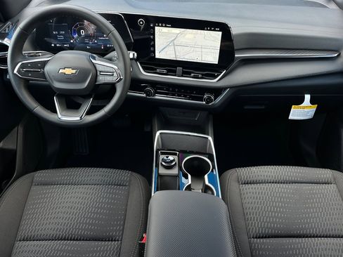 New 2026 Chevrolet Equinox LT w/ Safety and Technology Package image 13