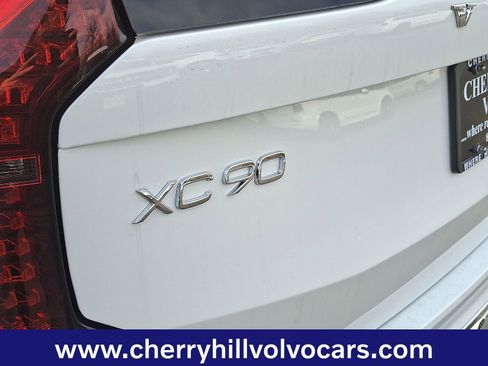New 2026 Volvo XC90 B6 Ultra w/ Protection Package AWD/4WD image 16
