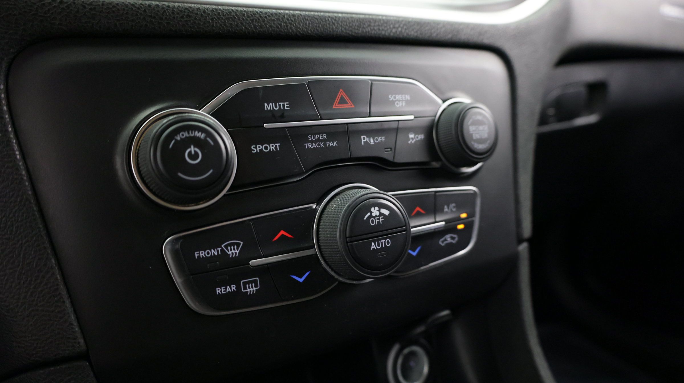 Used 2021 Dodge Charger R/T RWD image 17
