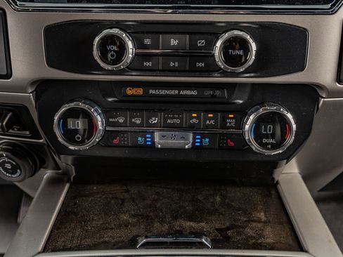 Used 2022 Ford F350 Lariat w/ Lariat Ultimate Package image 27