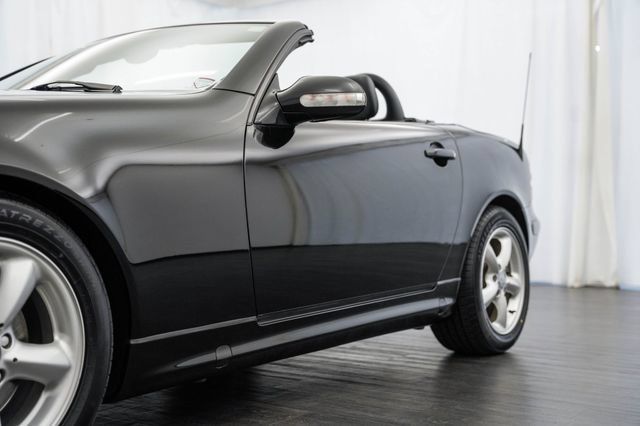 Used 2003 Mercedes-Benz SLK 320 image 29