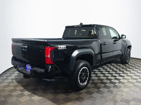 Certified 2024 Toyota Tacoma TRD Off-Road w/ TRD Off Road Upgrade Package AWD/4WD image 7