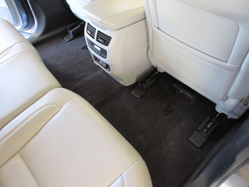 Used 2018 Acura MDX SH-AWD image 23