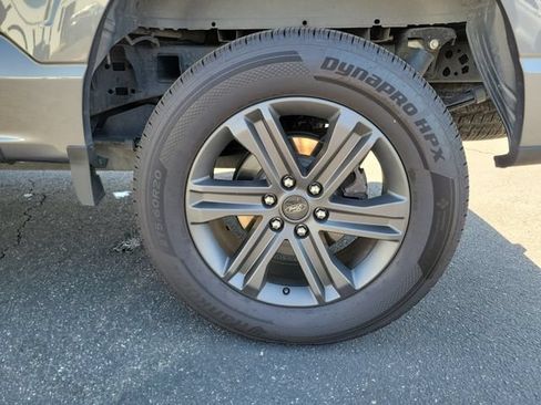 Certified 2023 Ford F150 Lariat AWD/4WD image 5