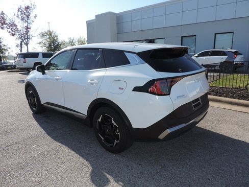 Used 2026 Kia Sportage EX image 7