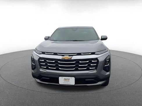 Used 2025 Chevrolet Equinox LT FWD image 4