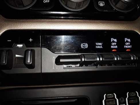 Used 2022 RAM 2500 Laramie image 22