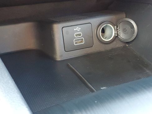 Used 2025 Ford Escape ST-Line FWD image 26